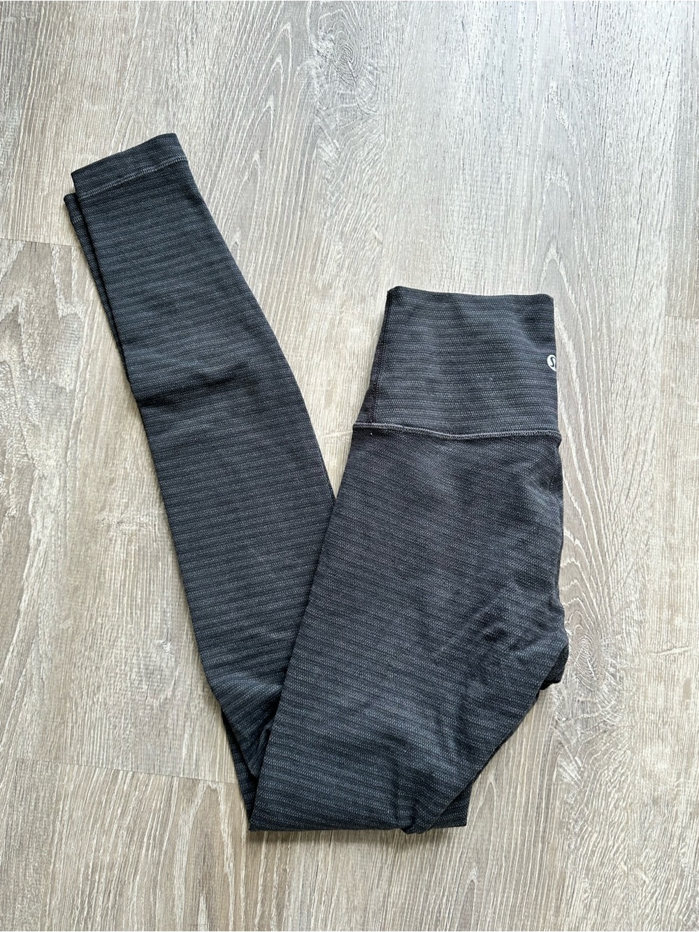 Lululemon leggings size 2